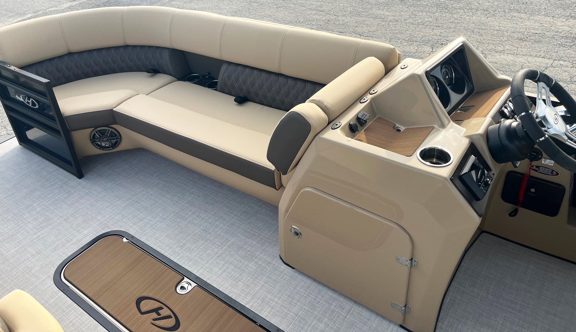 2023 Harris Sunliner 230 with 200HP Mercury - Photo 9